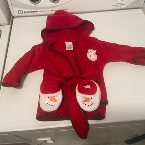 Carter’s Baby Snowman Bathrobe & Snowman Slippers